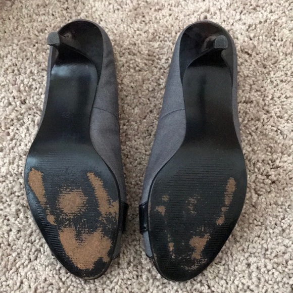 Peep Toe Heels - Picture 3 of 3